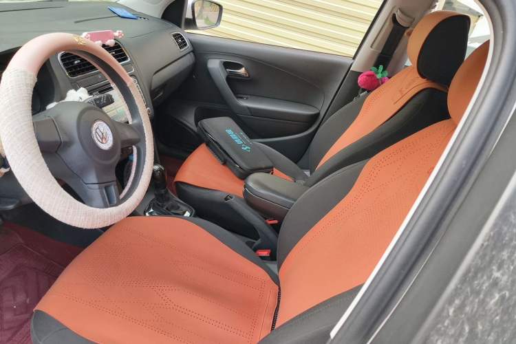 Used Volkswagen Polo 2013 1.6L Automatic Comfort Edition Left Front Seat