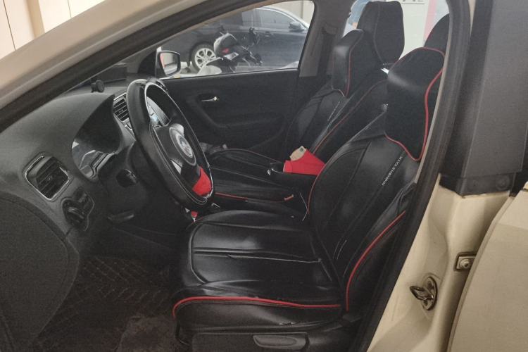 Used Volkswagen Polo 2013 1.4L Automatic Comfort Edition Left Front Seat