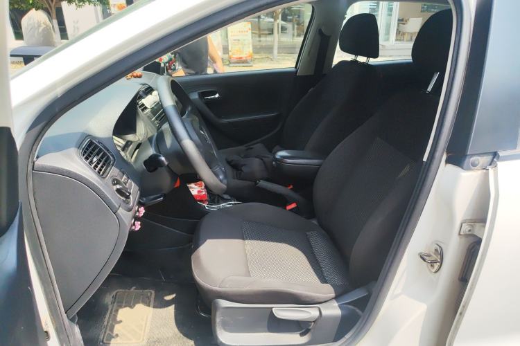 Used Volkswagen Polo 2013 1.6L Automatic Comfort Edition Left Front Seat