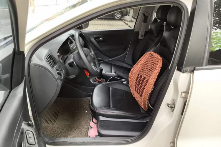 Used Volkswagen Polo 2013 1.4L Manual Fashion Edition Left Front Seat