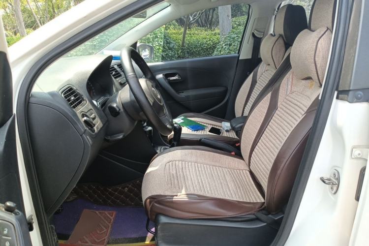 Used Volkswagen Polo 2013 1.4L Manual Fashion Edition Left Front Seat