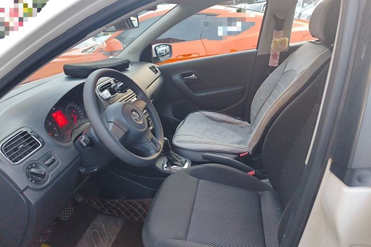 Used Volkswagen Polo 2013 1.4L Automatic Comfort Edition Left Front Seat