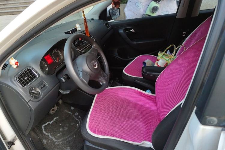 Used Volkswagen Polo 2013 1.6L Automatic Comfort Edition Left Front Seat