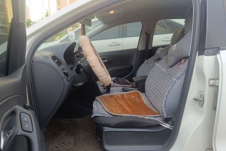 Used Volkswagen Polo 2013 1.4L Manual Fashion Edition Left Front Seat