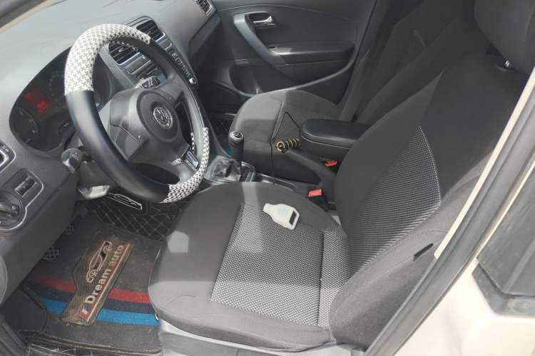 Used Volkswagen Polo 2013 1.4L Manual Comfort Edition Left Front Seat
