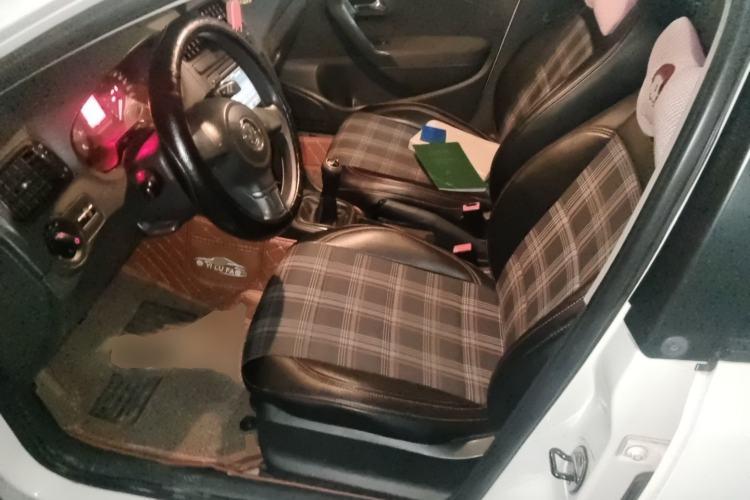 Used Volkswagen Polo 2013 1.4L Manual Fashion Edition Left Front Seat
