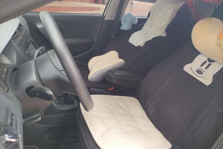 Used Volkswagen Polo 2013 1.4L Manual Fashion Edition Left Front Seat