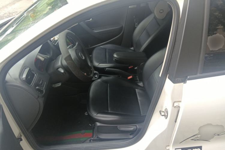 Used Volkswagen Polo 2013 1.6L Automatic Comfort Edition Left Front Seat