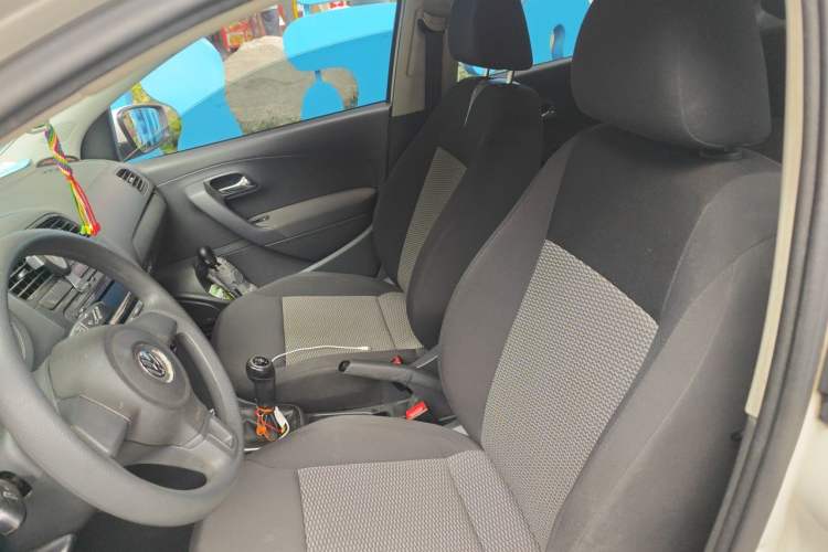 Used Volkswagen Polo 2013 1.4L Manual Fashion Edition Left Front Seat