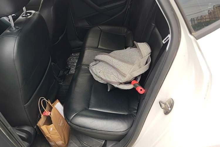 Used Volkswagen Polo 2013 1.6L Automatic Comfort Edition Left Rear Seat