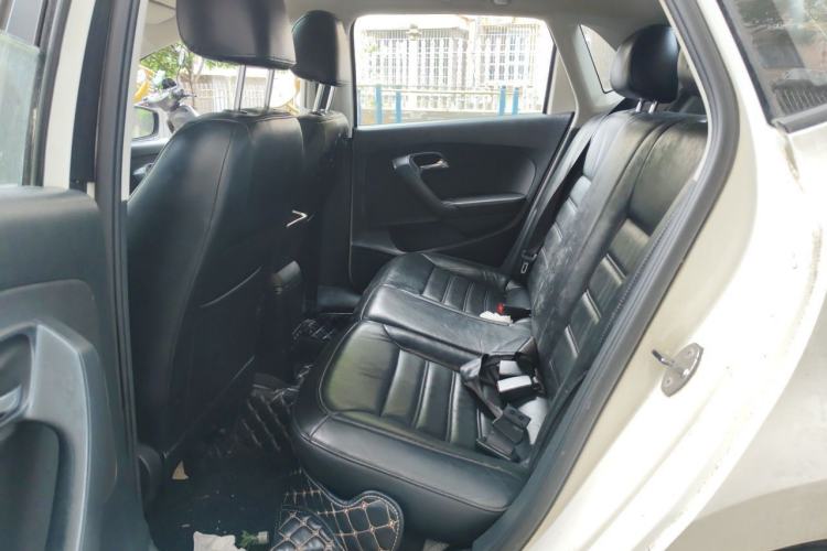 Used Volkswagen Polo 2013 1.6L Automatic Luxury Edition Left Rear Seat