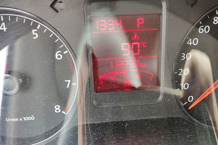 Used Volkswagen Polo 2013 1.6L Automatic Comfort Edition Odometer Close Up