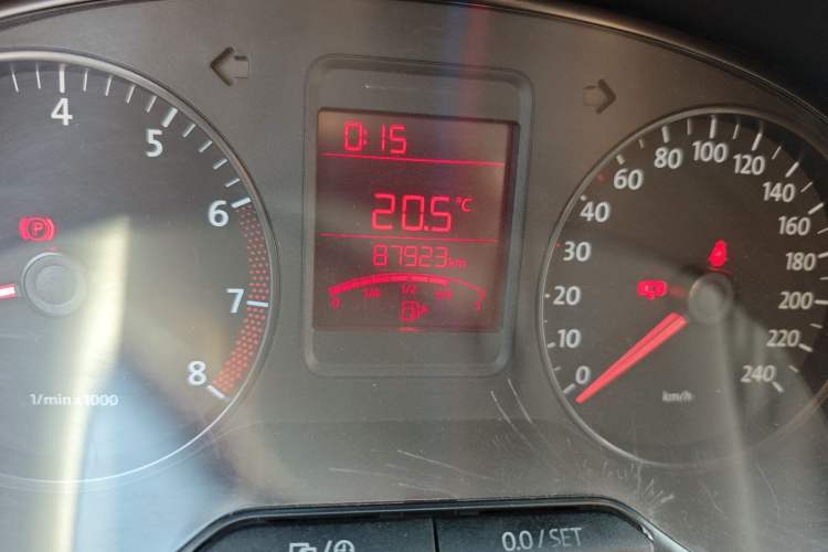 Used Volkswagen Polo 2013 1.4L Manual Fashion Edition Odometer Close Up
