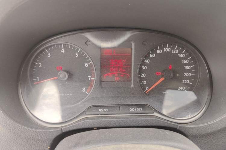 Used Volkswagen Polo 2013 1.4L Manual Fashion Edition Odometer Close Up