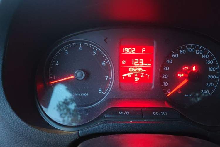 Used Volkswagen Polo 2013 1.4L Automatic Comfort Edition Odometer Close Up