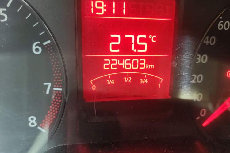 Used Volkswagen Polo 2013 1.4L Manual Fashion Edition Odometer Close Up
