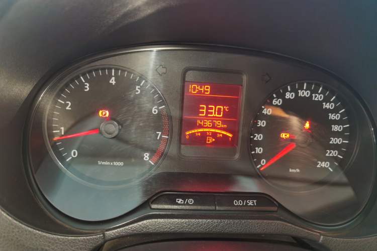 Used Volkswagen Polo 2013 1.4L Manual Fashion Edition Odometer Close Up