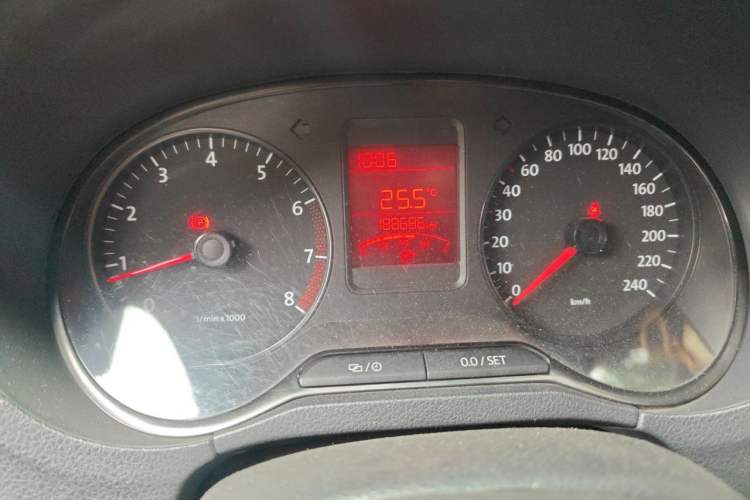 Used Volkswagen Polo 2013 1.4L Manual Fashion Edition Odometer Close Up