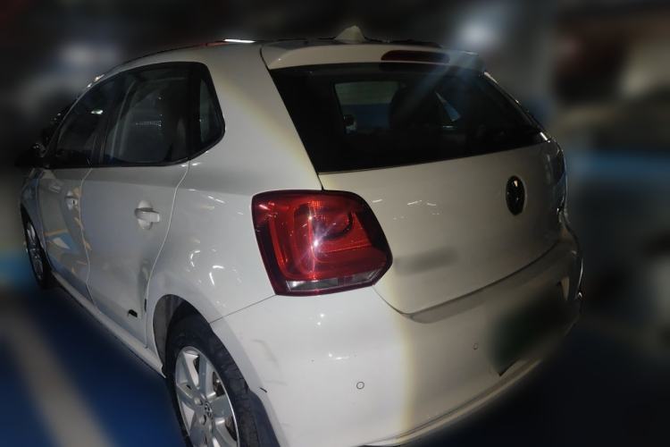 Used Volkswagen Polo 2013 1.4L Automatic Comfort Edition Rear Left 45 Deg