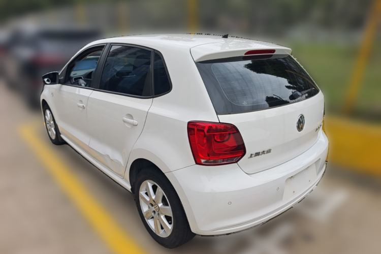 Used Volkswagen Polo 2013 1.6L Automatic Comfort Edition Rear Left 45 Deg