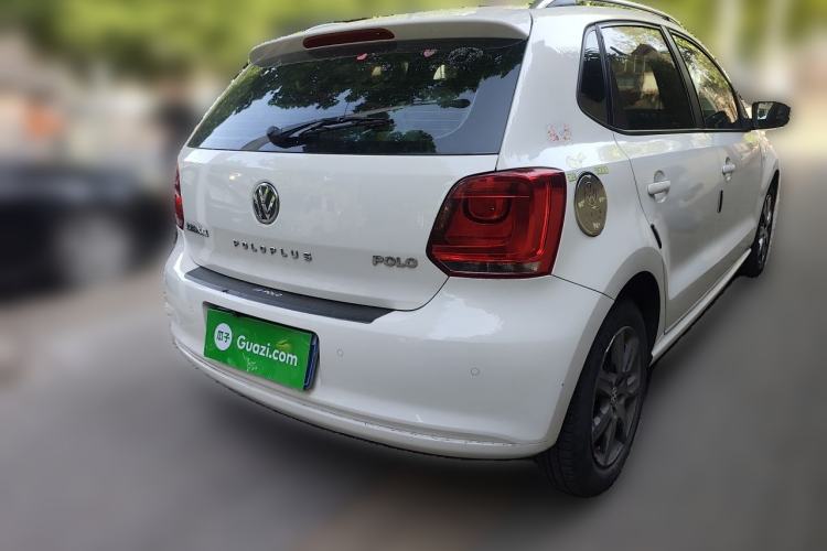 Used Volkswagen Polo 2013 1.4L Automatic Comfort Edition Rear Right 45 Deg