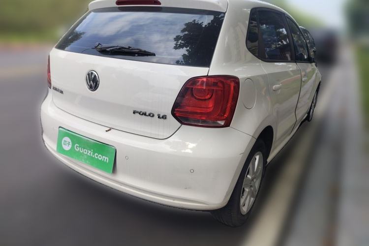 Used Volkswagen Polo 2013 1.6L Automatic Comfort Edition Rear Right 45 Deg