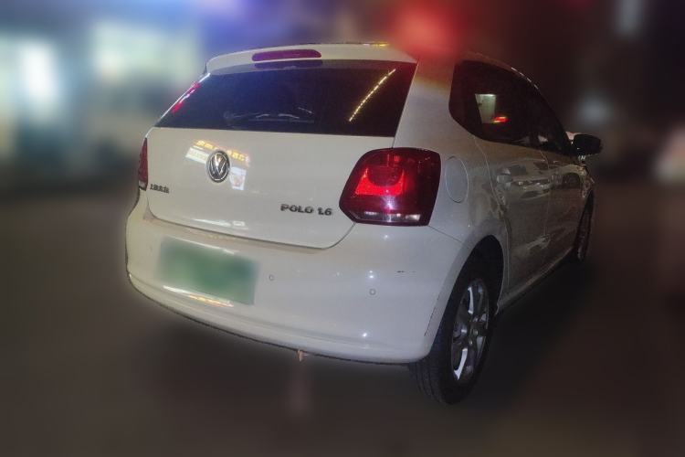 Used Volkswagen Polo 2013 1.6L Automatic Comfort Edition Rear Right 45 Deg
