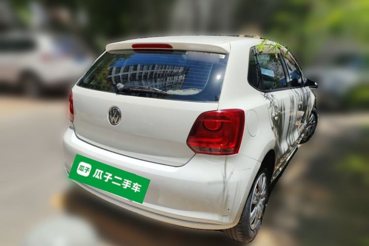 Used Volkswagen Polo 2013 1.4L Manual Fashion Edition Rear Right 45 Deg