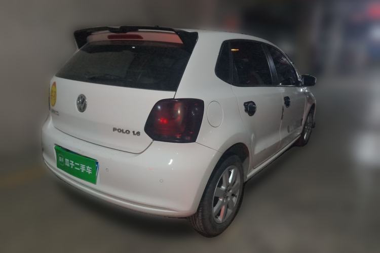 Used Volkswagen Polo 2013 1.6L Automatic Comfort Edition Rear Right 45 Deg