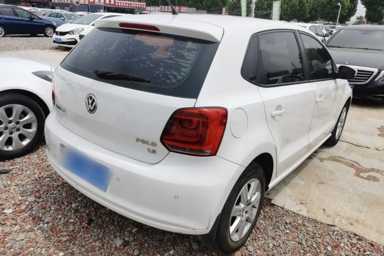 Used Volkswagen Polo 2013 1.6L Automatic Comfort Edition Rear Right 45 Deg