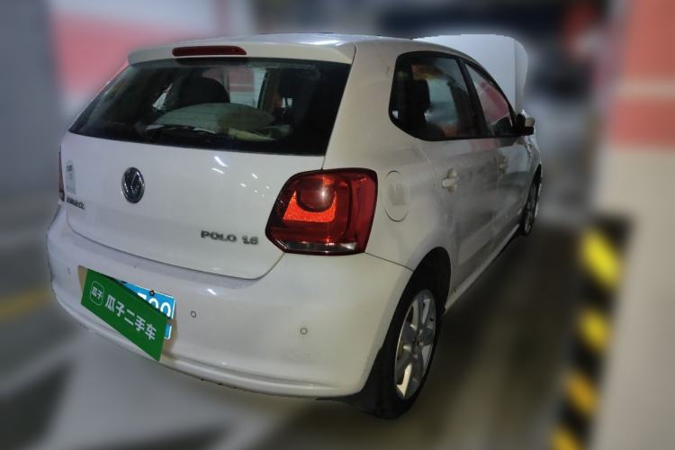 Used Volkswagen Polo 2013 1.6L Automatic Comfort Edition Rear Right 45 Deg