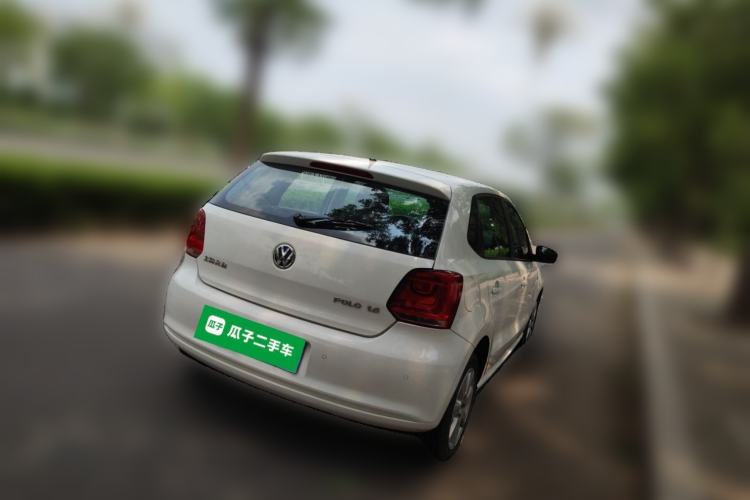 Used Volkswagen Polo 2013 1.4L Manual Comfort Edition Rear Right 45 Deg
