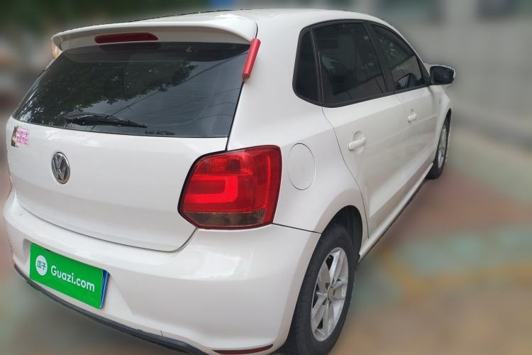 Used Volkswagen Polo 2013 1.4L Manual Fashion Edition Rear Right 45 Deg