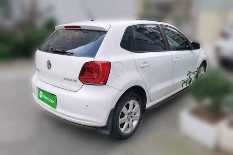 Used Volkswagen Polo 2013 1.6L Manual Comfort Edition Rear Right 45 Deg