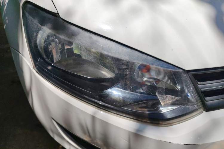 Used Volkswagen Polo 2013 1.4L Manual Fashion Edition Right Front Headlight