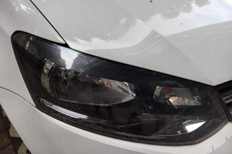 Used Volkswagen Polo 2013 1.4L Manual Fashion Edition Right Front Headlight
