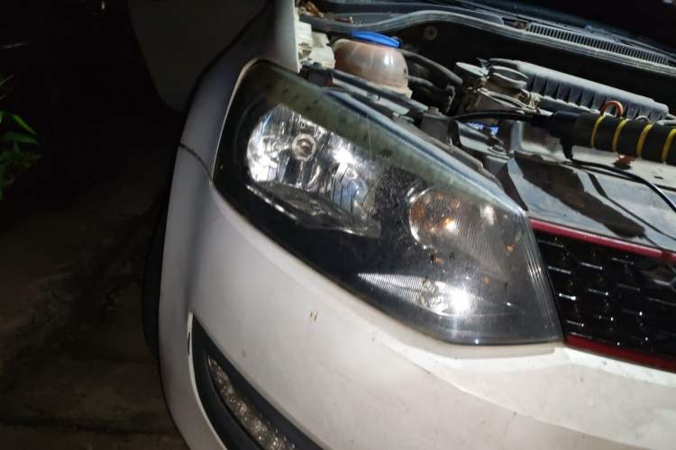Used Volkswagen Polo 2013 1.4L Manual Fashion Edition Right Front Headlight