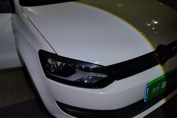Used Volkswagen Polo 2013 1.4L Automatic Comfort Edition Right Front Headlight