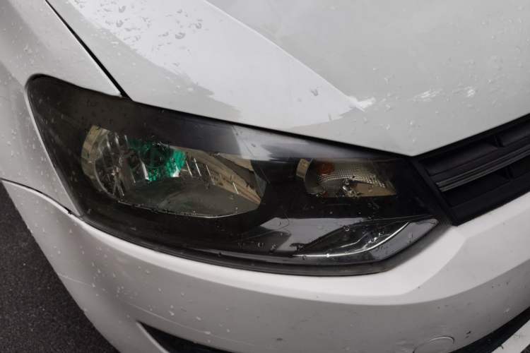 Used Volkswagen Polo 2013 1.4L Manual Fashion Edition Right Front Headlight