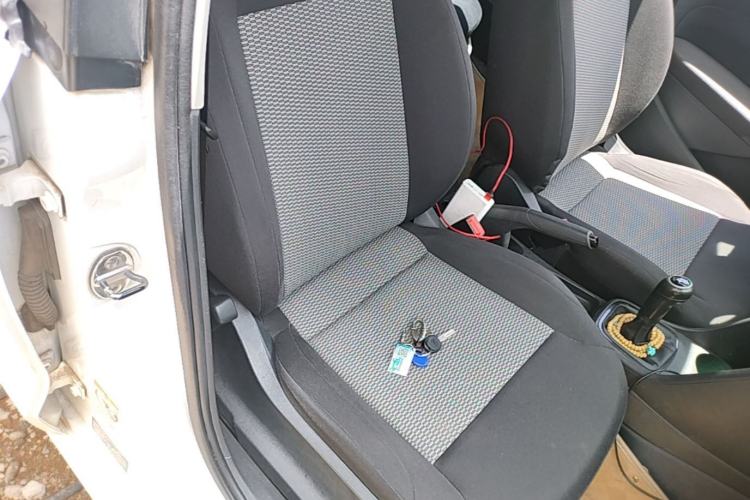 Used Volkswagen Polo 2013 1.4L Manual Fashion Edition Right Front Seat