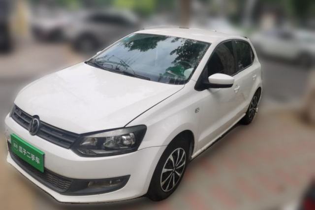 Used Volkswagen Polo 2013 1.4L Manual Fashion Edition