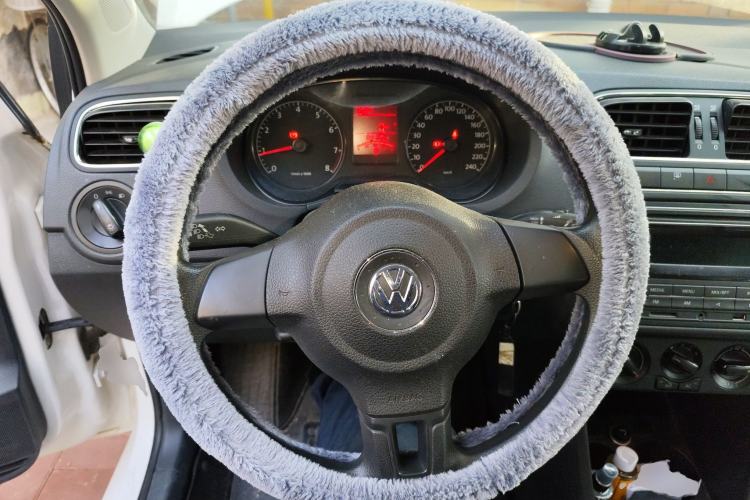 Used Volkswagen Polo 2013 1.4L Manual Comfort Edition Steering Wheel