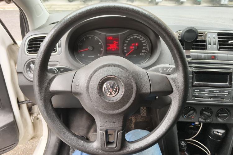 Used Volkswagen Polo 2013 1.4L Manual Comfort Edition Steering Wheel