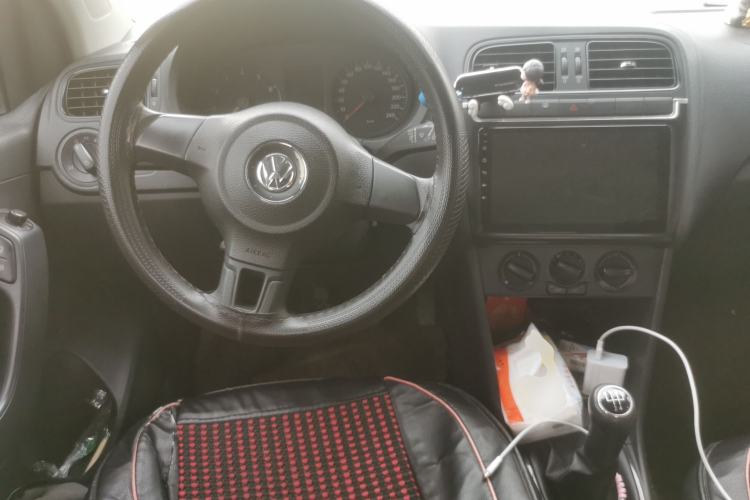 Used Volkswagen Polo 2013 1.4L Manual Fashion Edition Steering Wheel