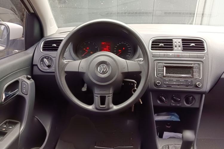 Used Volkswagen Polo 2013 1.6L Manual Comfort Edition Steering Wheel