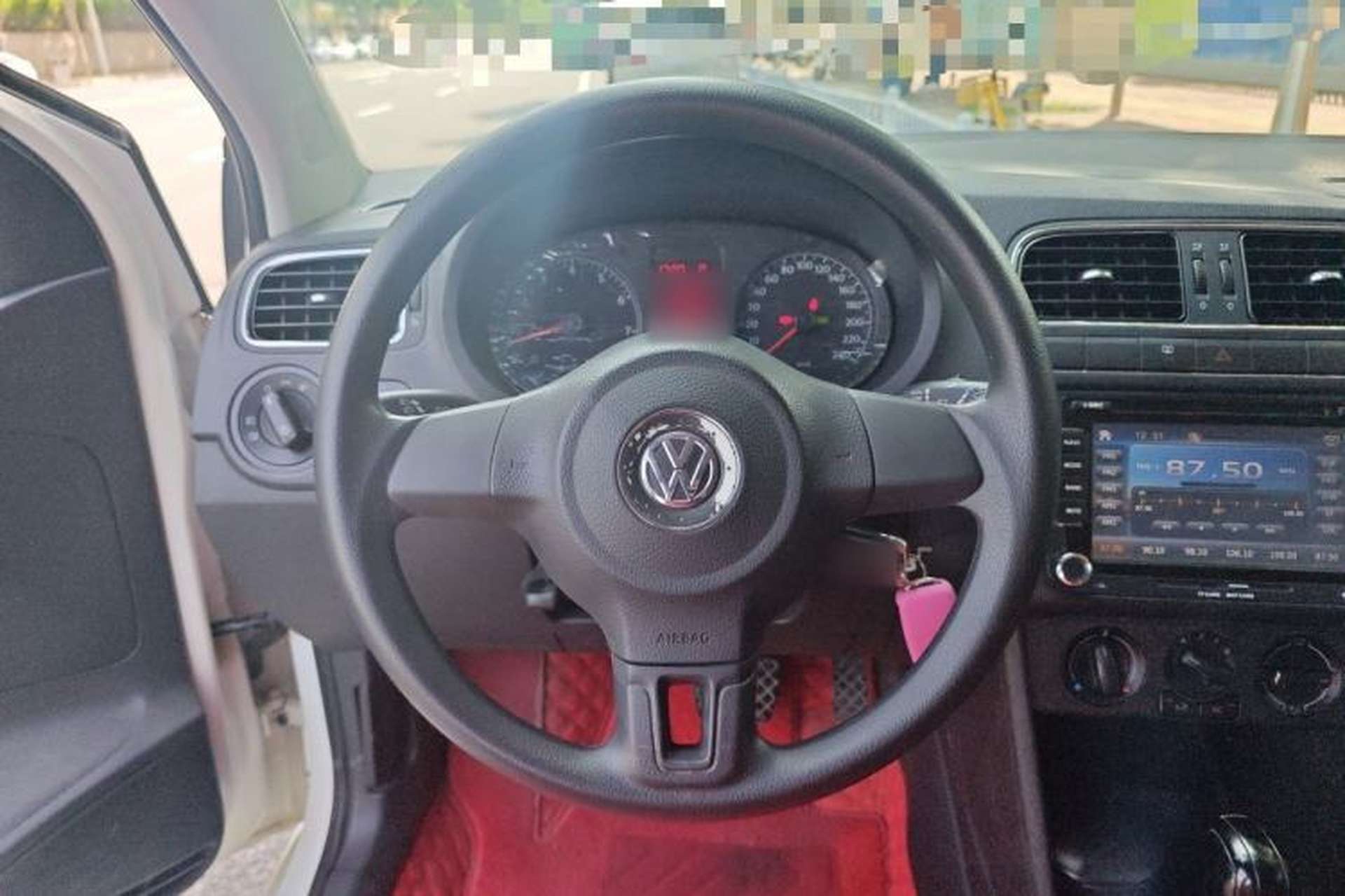Used Volkswagen Polo 2013 1.6L Automatic Comfort Edition Steering Wheel
