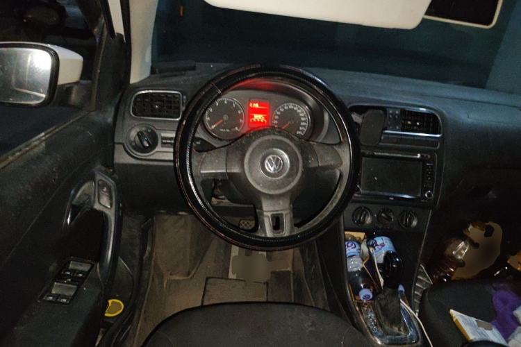 Used Volkswagen Polo 2013 1.6L Automatic Comfort Edition Steering Wheel