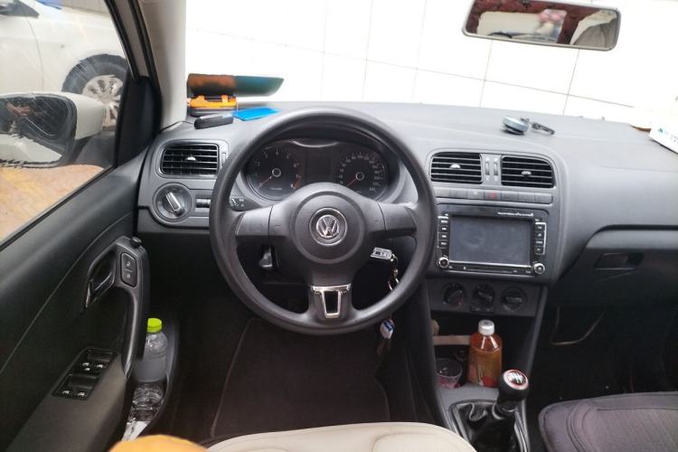 Used Volkswagen Polo 2013 1.4L Manual Fashion Edition Steering Wheel