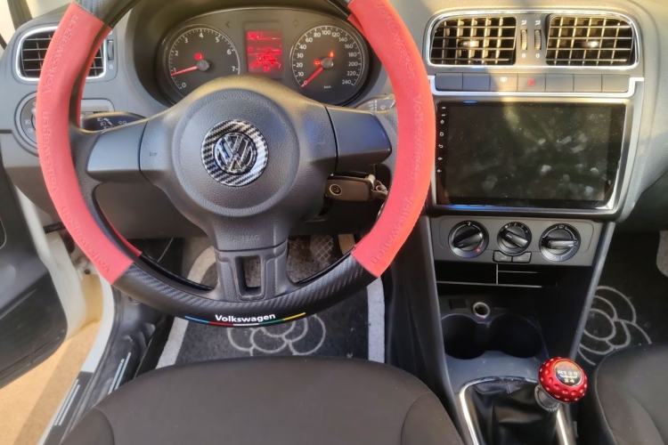 Used Volkswagen Polo 2013 1.4L Manual Comfort Edition Steering Wheel