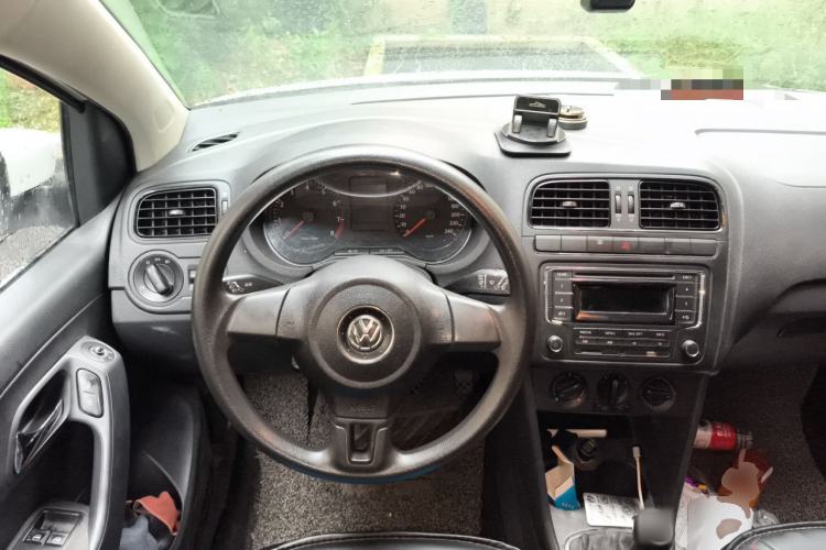 Used Volkswagen Polo 2013 1.4L Manual Fashion Edition Steering Wheel
